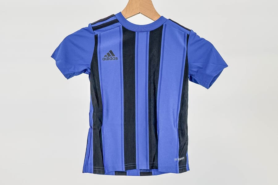 2 adidas Kinder Trikots Striped 21, Gr. 116